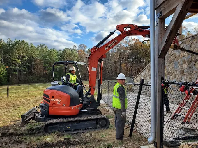 Clean encapsulated crawl space with vapor barrier
